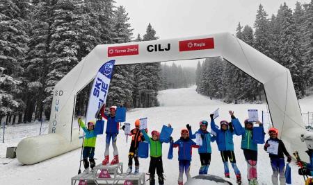 Smučaji tekmovali v slalomu na Rogli (4)